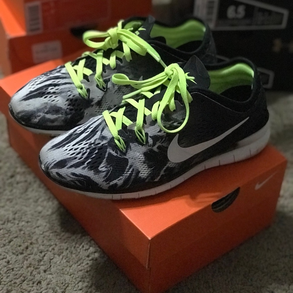NIKE FREE 5.0 TR FIT - Picture 1 of 3